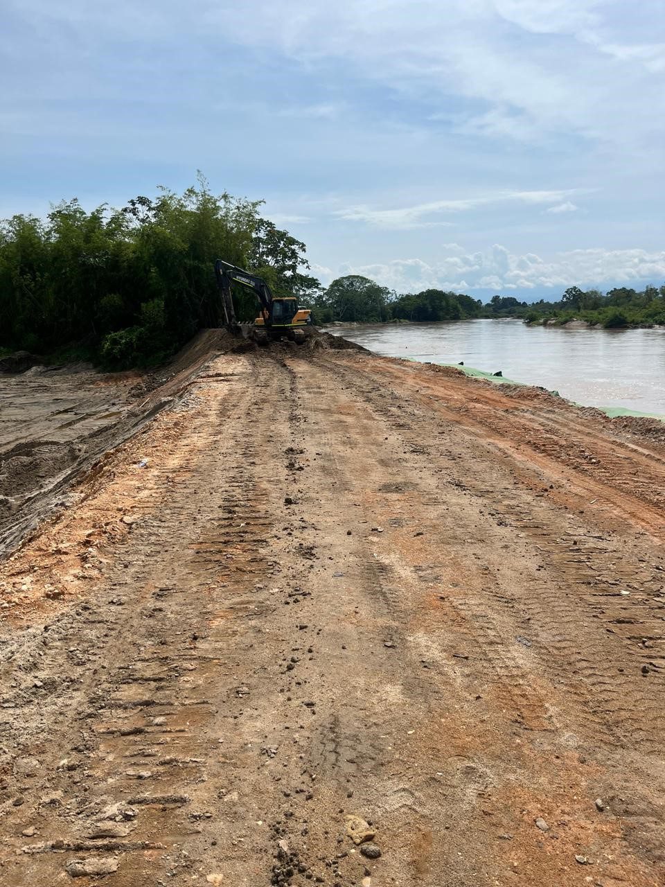 Geotextiles impregnados para diques