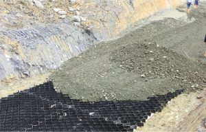 Geosintéticos en PTAR: adecuación de laguna de lodos, Geomatrix