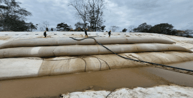 Dique reforzado con geotextiles