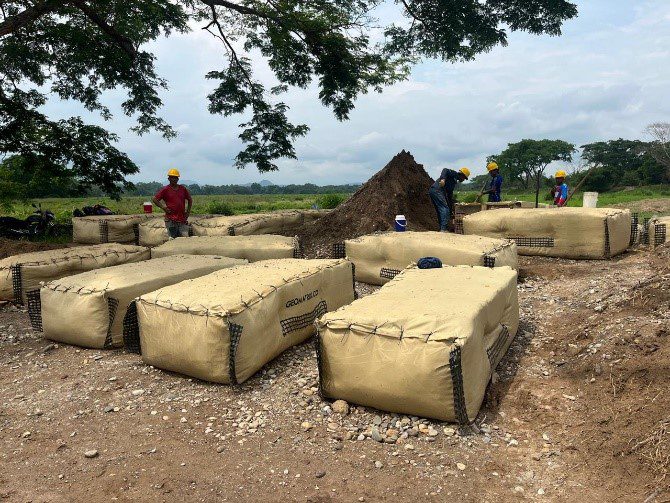 Geocontenedor HYDROBLOCK para aplicaciones hidráulicas