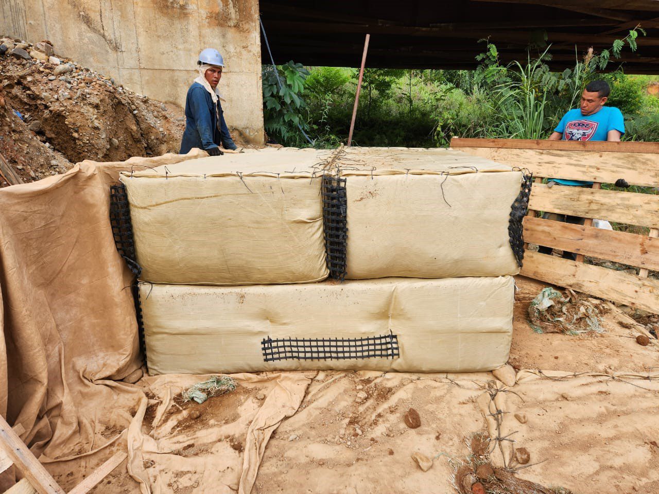 Geocontenedor HYDROBLOCK para aplicaciones hidráulicas
