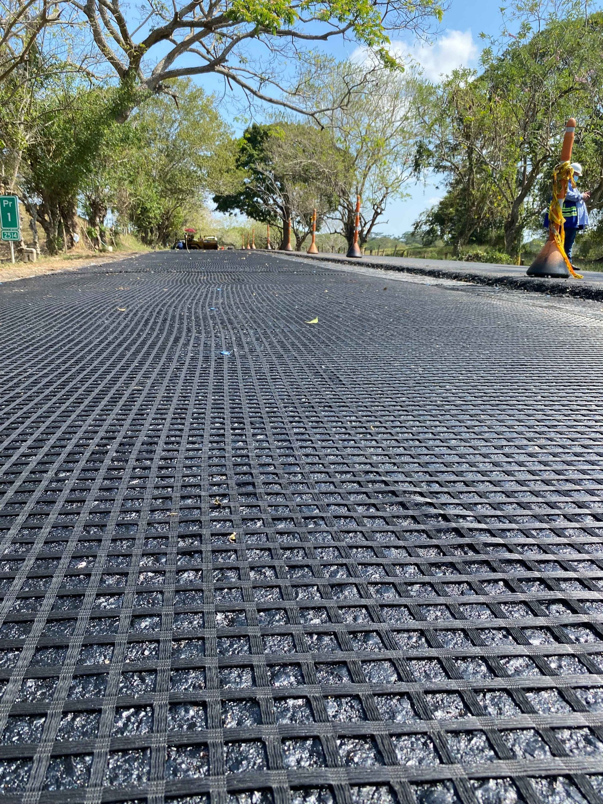 Geomallas FORTGRID ASPHALT para refuerzo de capas asfálticas