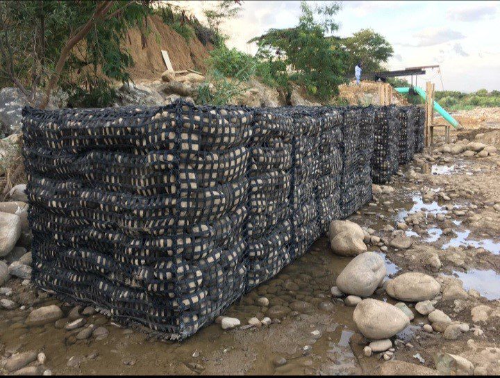 Geomalla